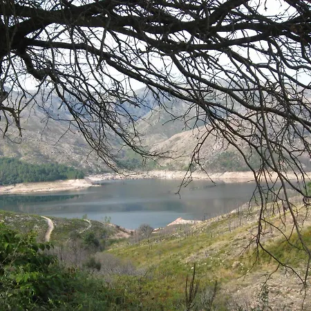 Casa De Fundevila Casa de Férias